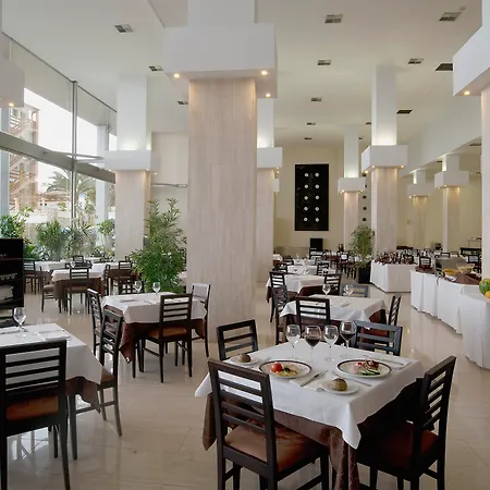 Bahia By Pierre & מלון