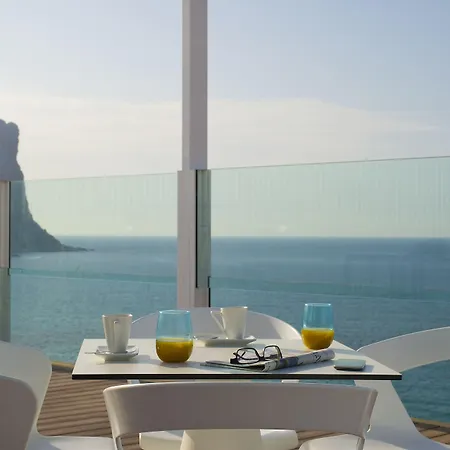 Bahia By Pierre & 호텔 4*