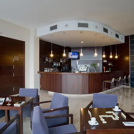 Hotel Bahia By Pierre &