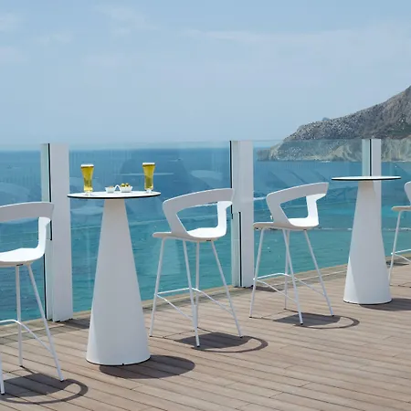 Hotel Bahia By Pierre &