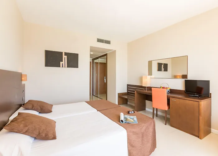 Bahia By Pierre & 호텔 4*